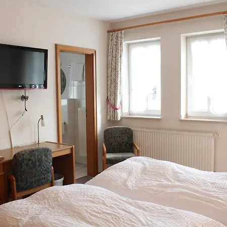 Garni Lindenmuehle باد نوينهار اهرفيل